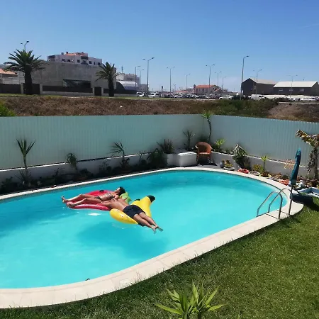 Aveiro Beach Hotel Hostal