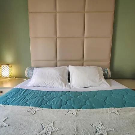 Hostal Aveiro Beach Hotel