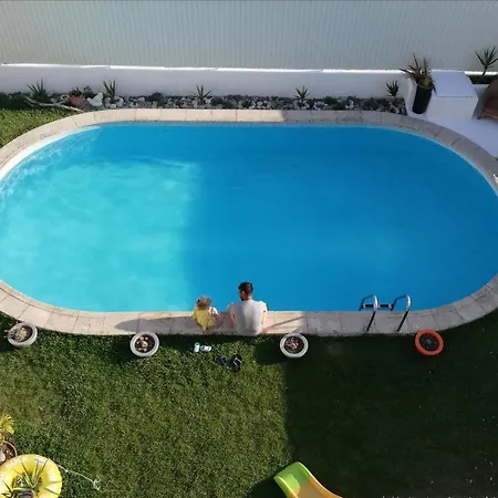 Hostal Aveiro Beach Hotel