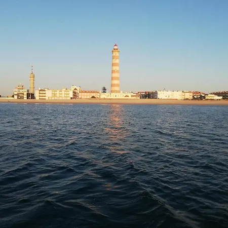 Hostel Vagueira &